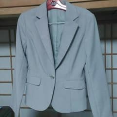 みずか様専用ジャケットとスカート、パンツの三点セットのサムネイル
