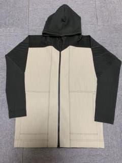 HOMME PLESSE イッセイミヤケ　バイカラーパーカーのサムネイル