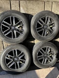 225/65R17 スタッドレスタイヤ&ホイールのサムネイル