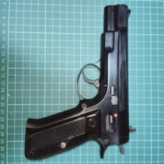 MGC Cz75／18歳以上用固定スライドガスガン／ジャンク／マガジン無し
