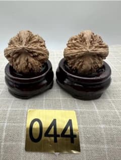 ☆新品入荷☆ 老樹王文玩核桃（ぶんがんくるみ）の逸品、霸王龙の手球