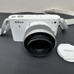 Nikon 1 J2 ホワイト 10-30mm レンズキット バッテリー2個のサムネイル