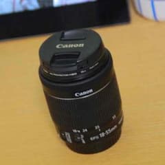 キヤノン EF-S 18-55mm 1:3.5-5.6 IS STMのサムネイル