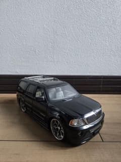 Lincoln Navigator ミニカー カスタム仕様のサムネイル