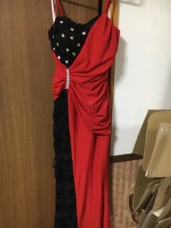 ロングドレスのサムネイル