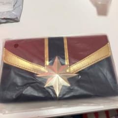 キャプテンマーベルの財布のサムネイル