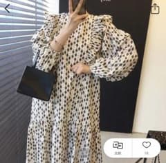 韓国　レトロ柄ワンピース　ティアードのサムネイル