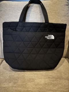 THE NORTH FACE ジオフェイストートバッグのサムネイル
