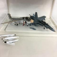 戦闘機 模型 1/72 EA-6B プラウラー F/A-18E スーパー - メルカリ