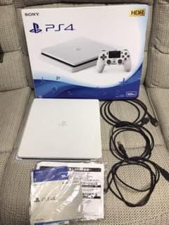 SONYプレステ4本体のサムネイル