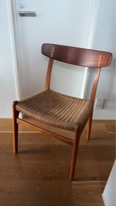 Hans J. Wegner CH23 ダイニングチェアのサムネイル