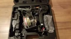 最終値下 マックス max 釘打機 HN-65N3 限定ブラックのサムネイル