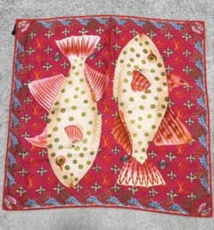 LOUIS VUITTON スカーフ バンダナ 魚柄 LOUIS VUITTON スカーフ バンダナ 魚柄 - メルカリ