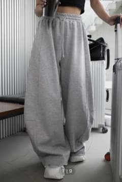 Darich シャイニーバレルスウェットパンツ ストーン グレー freeのサムネイル