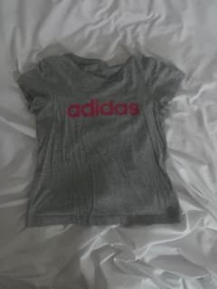 adidas Tシャツのサムネイル