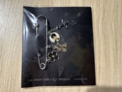 THE WINGS TOUR BROOCH Jungkookのサムネイル