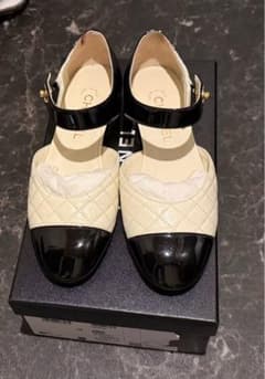 CHANEL シャネル Mary Janes メリージェーン バレエシューズのサムネイル