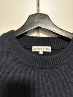 FREAK'S STORE ニット セーター ネイビー Lのサムネイル