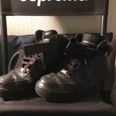 NIKE AIR FORCE1のサムネイル