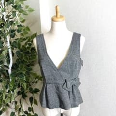 美品38⭐️M'S GRACYエムズグレイシー ツイードリボンペプラムベスト 美品38⭐️M'S GRACYエムズグレイシー ツイードリボンペプラムベスト