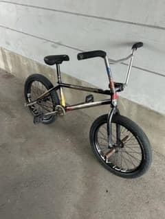 緊急でBMX12万から9万に値下げしてます、即購入なし、名古屋引取り限定 緊急でBMX12万から9万に値下げしてます、即購入なし、名古屋引取り限定
