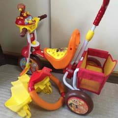 アンパンマン 三輪車のサムネイル