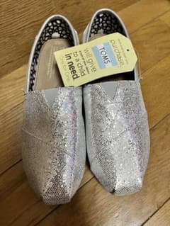 TOMS シルバーのサムネイル