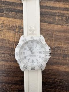 Luminox 3050 ホワイト腕時計のサムネイル