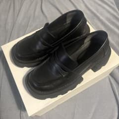 kastane ブラックレザー厚底ローファーのサムネイル