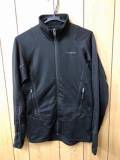 ハカキウイ様専用　Patagonia R1 フルジップ 黒 メンズ xsのサムネイル
