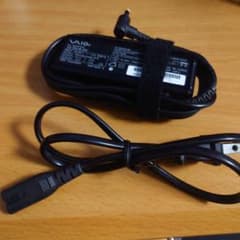 VAIO純正　ACアダプター　VJBAC10V9のサムネイル