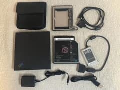 IBM PORTABLE DRIVE BAY 2000 セットのサムネイル