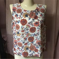 Forever21 袖なし花柄topsのサムネイル