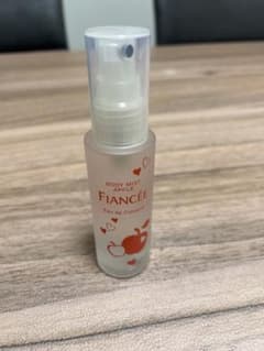 FIANCÉE ボディミスト 恋りんごの香り 50mLのサムネイル