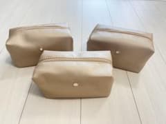 【新品、未使用】エミレーツ航空　アメニティポーチのみ3コのサムネイル
