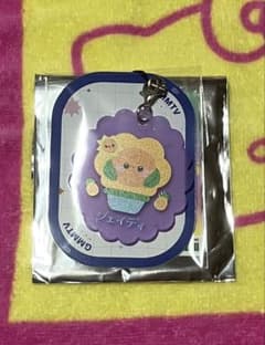 【10/14まで】GMMTV RUBBER PHONE CHARM JAIDEEのサムネイル