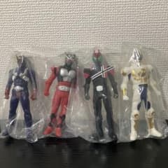 仮面ライダー ソフビ フィギュア 4点セットのサムネイル