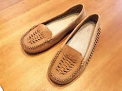 UGG ☆ モカシン 23㎝ 夏にピッタリ！のサムネイル