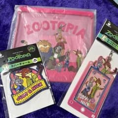 ズートピア ハッピーくじ ラバーチャーム カードホルダー ポーチ ３点セットのサムネイル