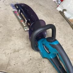 マキタ充電式生垣バリカン18vのサムネイル