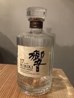 サントリー 響 17年 700ml 空き瓶のサムネイル