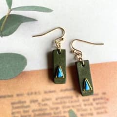 No.541 レザーピアス ハンドメイド - メルカリ