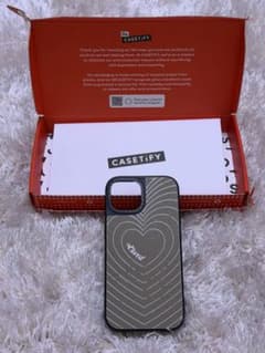 CASETiFY iPhone15 ミラーケース MagSafeのサムネイル