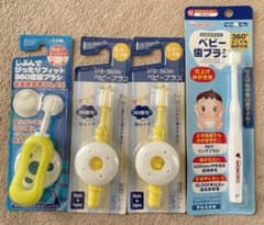 ベビー用⭐︎歯ブラシ⭐︎4点セットのサムネイル