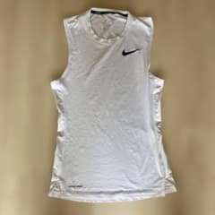 NIKE PRO DRI-FIT タンクトップのサムネイル
