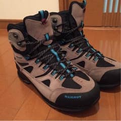 登山靴 トレッキングシューズ MAMMUT27.5センチのサムネイル