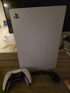 PlayStation 5 本体 通常版のサムネイル