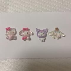 【mさま専用】サンリオネイルパーツ4個のサムネイル