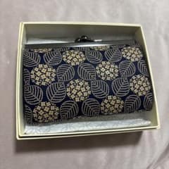 財布のサムネイル