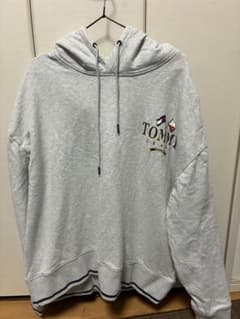 TOMMY JEANS グレー フード付きパーカー XLのサムネイル